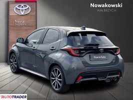 Toyota Yaris 2025 1.5 92 KM