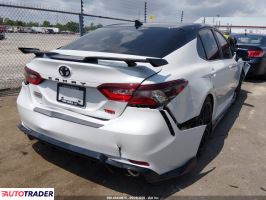 Toyota Camry 2022 3