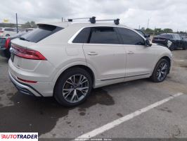 Audi Q8 2021 3