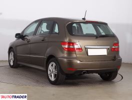 Mercedes B-klasa 2011 2.0 107 KM