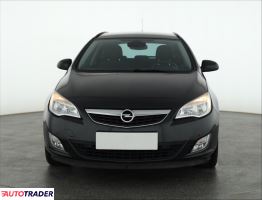 Opel Astra 2012 1.7 123 KM