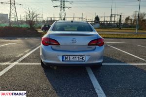 Opel Astra 2015 1.4 140 KM