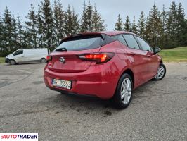 Opel Astra 2019 1.2 131 KM