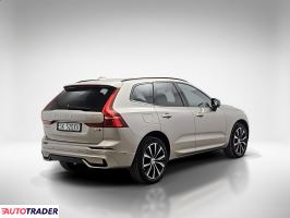 Volvo XC60 2023 2.0 250 KM