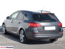 Opel Astra 2011 1.6 113 KM