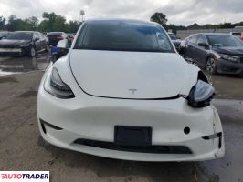 Tesla Model Y 2021 Tesla Model Y 2021