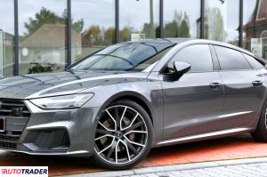 Audi A7 2019 3.0 340 KM