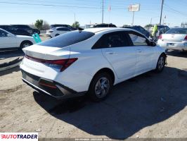 Hyundai Elantra 2025 2