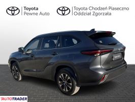 Toyota Highlander 2023 2.5 190 KM Toyota Highlander 2023 2.5 190 KM