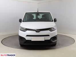 Toyota Pozostałe 2023 1.5 100 KM