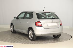 Skoda Fabia 2015 1.2 88 KM