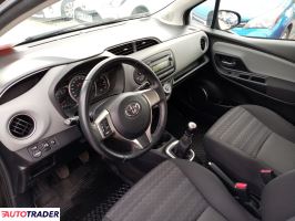 Toyota Yaris 2016 1.4 90 KM Toyota Yaris 2016 1.4 90 KM