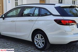 Opel Astra 2016 1.6 95 KM
