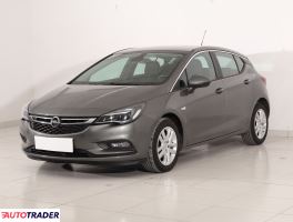Opel Astra 2018 1.6 108 KM