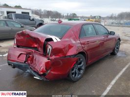 Chrysler 300C 2021 3