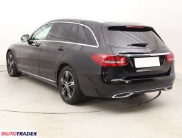 Mercedes C-klasa 2019 2.0 191 KM