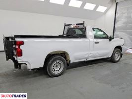 Chevrolet Silverado 2020 4