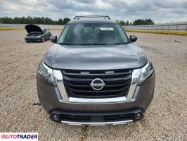 Nissan Pathfinder 2022 3
