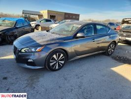 Nissan Altima - zobacz ofertę