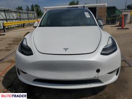 Tesla Model Y 2022 Tesla Model Y 2022