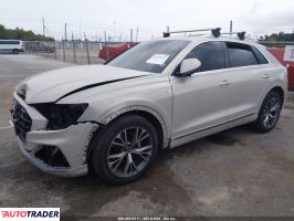 Audi Q8 2021 3