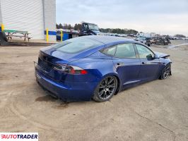 Tesla Model S 2021