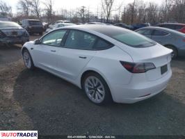 Tesla Model 3 2022