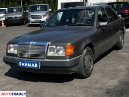 Mercedes W-124 1990 2.3 132 KM