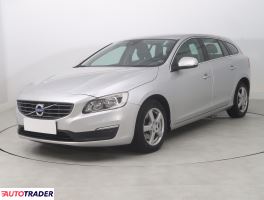 Volvo V60 2016 2.0 147 KM