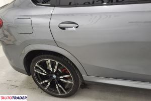 BMW X6 2023 3.0 285 KM