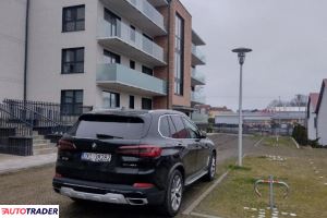 BMW X5 2022 3.0 394 KM