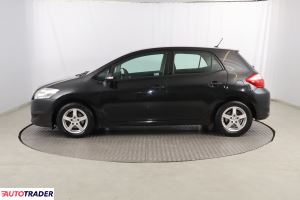 Toyota Auris 2013 1.3 97 KM Toyota Auris 2013 1.3 97 KM