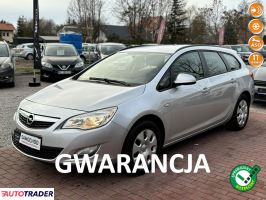 Opel Astra 2011 1.4 100 KM