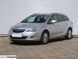 Opel Astra 2010 1.6 113 KM