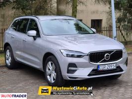 Volvo XC60 2021 2.0 197 KM