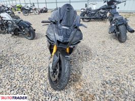 Yamaha YZF 2024