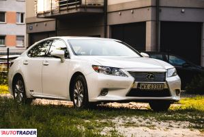 Lexus ES 2015 2.5 231 KM