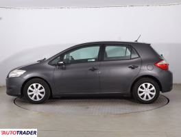 Toyota Auris 2011 1.3 97 KM