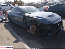 Ford Mustang 2025 5