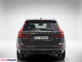 Volvo XC60 2023 2.0 197 KM