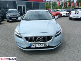 Volvo V40 2018 1.5 152 KM