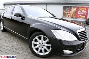 Mercedes S-klasa 2006 5.5 387 KM