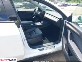 Tesla Model Y 2023 Tesla Model Y 2023