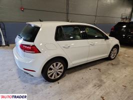 Volkswagen Golf 2021 1