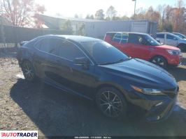 Toyota Camry - zobacz ofertę