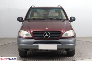 Mercedes M-klasa 1999 3.2 214 KM