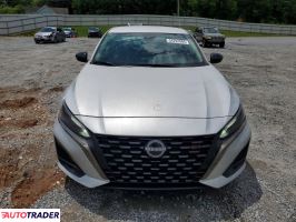 Nissan Altima 2025 2