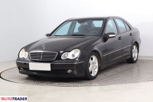 Mercedes C-klasa 2004 2.1 140 KM