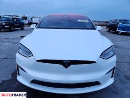 Tesla Model X 2022