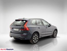 Volvo XC60 2023 2.0 197 KM